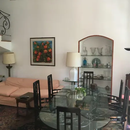 Stella Villa Meina